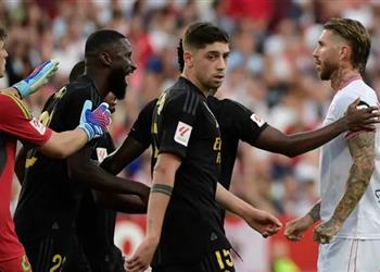 تقارير توضح سبب شجار راموس وروديجر في مباراة ريال مدريد وإشبيلية