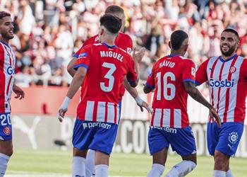 بـ ريمونتادا مثيرة جيرونا يكتسح ألميريا بخماسية ويزاحم ريال مدريد في الدوري الإسباني