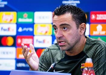 تشافي أتفق مع أنشيلوتي وبرشلونة ينظر لمباراة شاختار مثل ريال مدريد