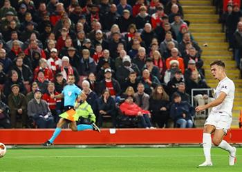 فيديو تولوز يسجل هدف التعادل أمام ليفربول