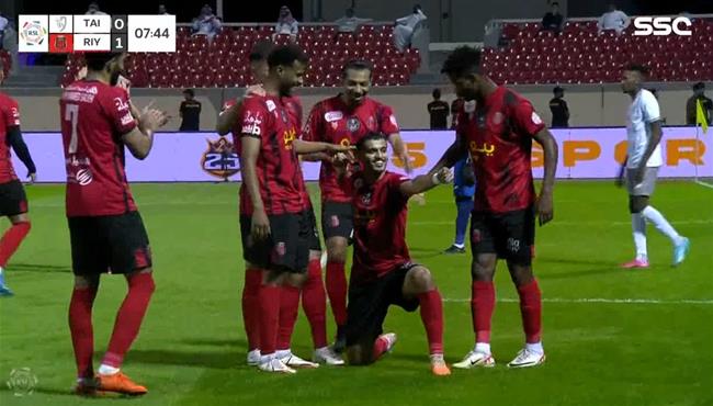 اهداف مباراة الرياض والطائي 3 2 الدوري السعودي