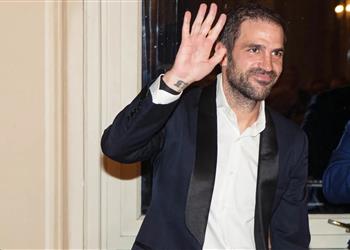 فابريجاس يكشف عن مرشحه الأقرب للفوز بمباراة الكلاسيكو بين برشلونة وريال مدريد