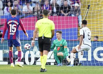 تير شتيجن بعد خسارة برشلونة أمام ريال مدريد لا يمكنني تقييم بيلينجهام