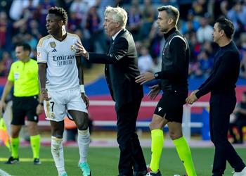 سبورت فينيسيوس يستفز جماهير برشلونة برسالة ساخرة بعد الكلاسيكو