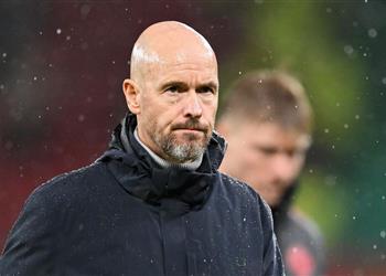 تين هاج يرفض التعليق على التحكيم بعد الخسارة أمام مانشستر سيتي ويعترف أحد أسوأ أيامي