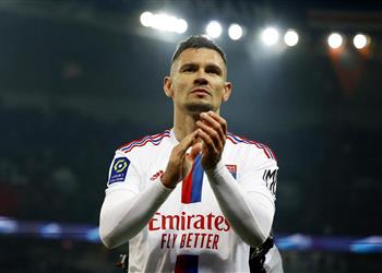 لوفرين يهاجم مشجعي مارسيليا بعد الاعتداء على حافلة ليون ويطالب بتدخل الحكومة