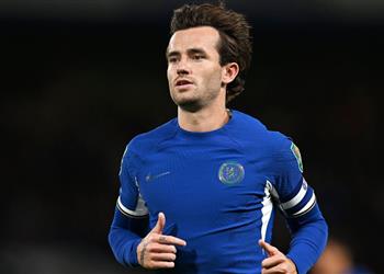 ديلي ميل توضح مدة غياب بن تشيلويل الصادمة عن تشيلسي