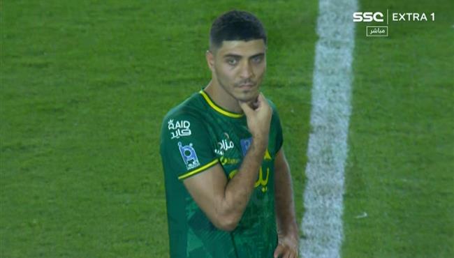 ملخص لمسات محمد شريف في مباراة الخليج وضمك بكاس خادم الحرمين