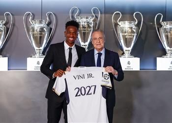 رسمي ا ريال مدريد يعلن تمديد عقد فينيسيوس جونيور حتى 2027