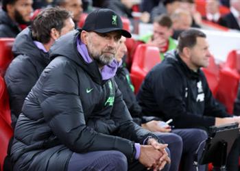 كلوب يعلن غياب 4 لاعبين عن مباراة ليفربول وبرايتون