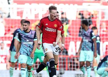 شمايكل ماكتومناي أنقذ مصير تين هاج مع مانشستر يونايتد