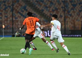 أحمد الشناوي يوضح مدى صحة طرد محمد عواد في مباراة الزمالك والبنك الأهلي