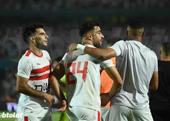 أول تعليق لـ حمزة المثلوثي على تقبيل حذاء شيكابالا في مباراة الزمالك والبنك الأهلي