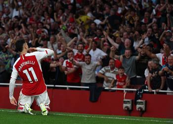 فيديو مارتينيلي يقود آرسنال لفوز قاتل على مانشستر سيتي في قمة الدوري الإنجليزي