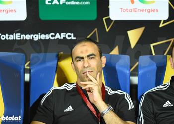 فيديو عبد الحفيظ يهاجم لاعب الأهلي ويشيد بـ أكرم توفيق أرجل واحد في الكرة المصرية