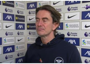 مدرب برينتفورد بعد ثلاثية ليفربول هذا هو محمد صلاح وتعجبت من موقف الـvar