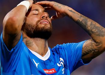 الهلال السعودي يسعى لضم بديل نيمار من مانشستر يونايتد