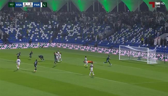 هدف السعودية الاول في مرمي باكستان بتصفيات كأس العالم