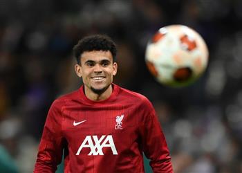 والد لويس دياز يعلق على اهتمام برشلونة بضم الكولومبي