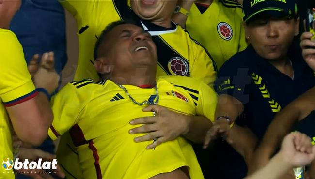 فرحة هستيرية من والد لويس دياز بعد هدف ابنه الثاني امام البرازيل