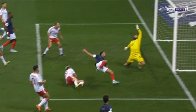 زايري إميري يسجل هدف امام جبل الطارق ويتسب في طرد الدافع ويخرج مصابا