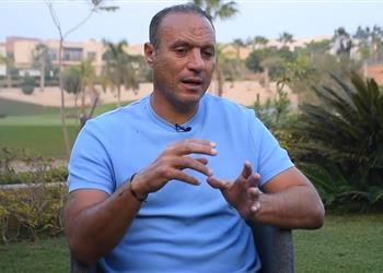 نادر السيد أتحفظ على قرار الزمالك بشأن الثلاثي الم عاقب وموقف منتخب مصر خطأ