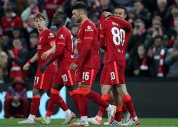 برشلونة يستهدف ضم لاعب ليفربول لتعويض إصابة جافي