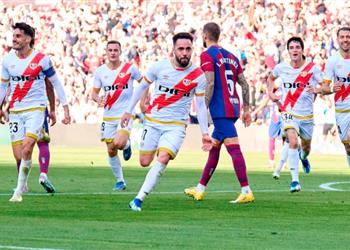 فيديو العقدة مستمرة برشلونة يسقط في فخ التعادل أمام رايو فاييكانو في الدوري الإسباني