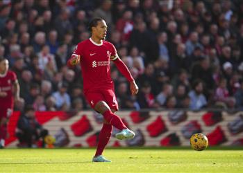 فان دايك أداء ليفربول تحسن في الشوط الثاني وسنستمر في تصحيح الأخطاء