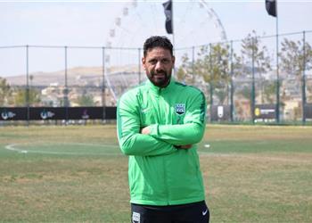 سمير كمونة الأهلي فريق غدار يمتلك خبرات ولا توجد ثوابت في قارة إفريقيا