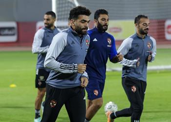 مران الأهلي محاضرة من كولر وتدريبات استشفائية للمشاركين أمام ميدياما