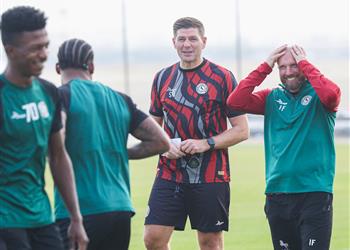 الاتفاق جيرارد حدد 3 لاعبين من النصر والهلال لضمهم في يناير