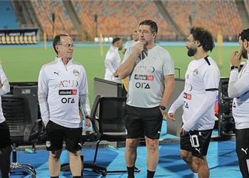 خاص روي فيتوريا ي غادر مصر لقضاء إجازة قبل الاستعداد لأمم إفريقيا