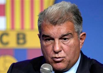 لابورتا يلمح لمستقبل تشافي ويؤكد الأضواء تسلط على الأخطاء التحكيمية ضد ريال مدريد