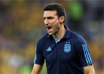تقارير سكالوني يحسم مستقبله مع الأرجنتين وي حدد موعد رحيله