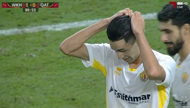 بدر بانون يهدر ركلة جزاء امام الوكرة بالدوري القطري