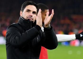 آرسنال يثق في تجديد عقد لاعبه رغم اهتمام بايرن ميونخ