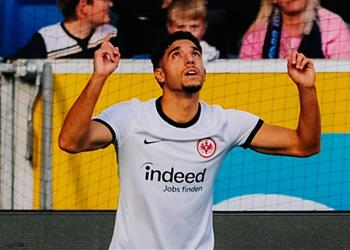 فيديو للمباراة الثانية على التوالي مرموش يسجل هدفين لـ إنتراخت فرانكفورت ضد يونيون برلين