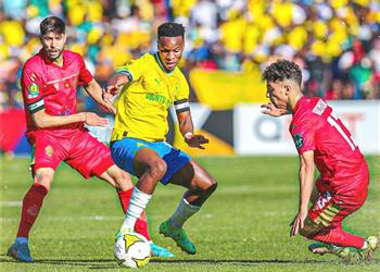 معلق مباراة الوداد وصن داونز في نهائي دوري السوبر الإفريقي