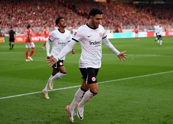 تقييم عمر مرموش بعد هدفيه في مباراة فرانكفورت ويونيون برلين