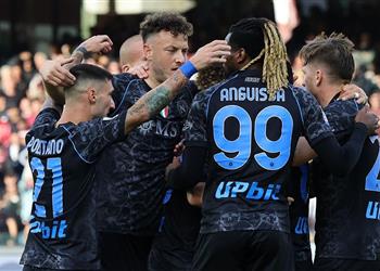 فيديو نابولي يدخل المربع الذهبي بثنائية أمام ساليرنيتانا في الدوري الإيطالي