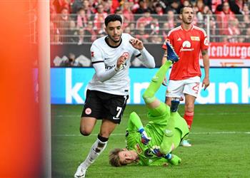 مرموش بعد هدفيه أمام يونيون برلين أريد مواصلة التحسن وزملائي يساعدونني