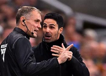 آرسنال يصدر بيان ا رسمي ا بشأن تصريحات أرتيتا النارية ضد الحكام