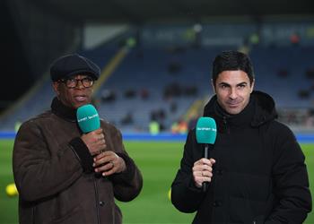 إيان رايت يدعم أرتيتا بعد تصريحاته النارية ضد التحكيم سعيد بحديث مدربي