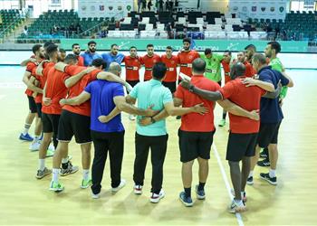 موعد والقنوات الناقلة لمباراة الأهلي والنور السعودي اليوم في كأس العالم للأندية لكرة اليد