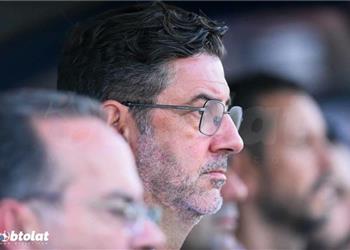 فيتوريا يحضر مران منتخب الشباب ويوجه نصائح هامة للاعبين