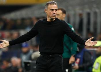 إنريكي يدافع عن جمهور ميلان بعد سخريتهم من دوناروما ويصر ح خضنا مباراة تنس