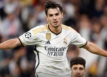 إبراهيم دياز عن عناقه مع أنشيلوتي يمنحني الثقة ويعني الكثير