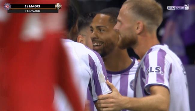 هدف تولوز الثالث في مرمي ليفربول بالدوري الاوروبي