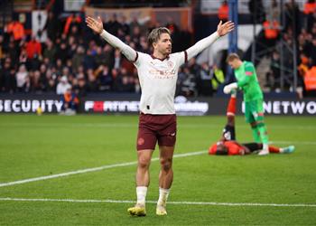 فيديو بدون هالاند جريليش يقود مانشستر سيتي لعبور لوتون تاون بصعوبة في الدوري الإنجليزي